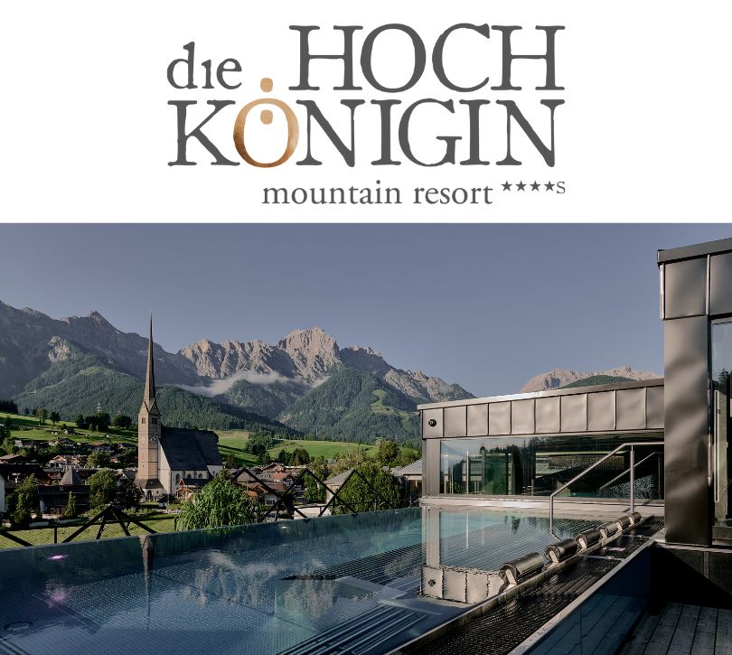 Panorama von Salzbug mit Poolblick und dem Logo von die Hochkoenigin