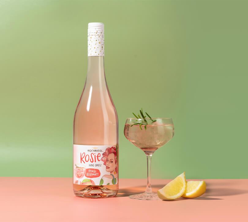 Hochriegl Wein-Spritz Rosie mit Geschmack Peach-Rosemary