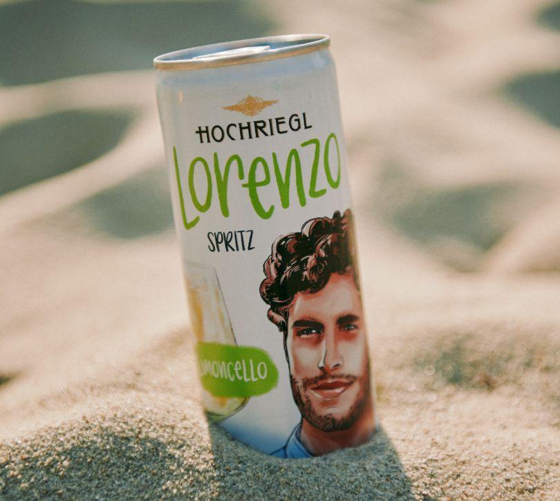 Dose Hochriegl Lorenzo steckt im Sand