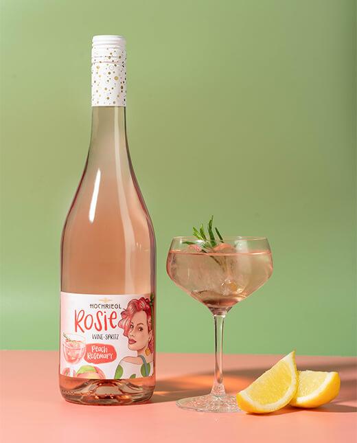 Hochriegl Wine-Spritz Rosie eingeschenkt im Glas